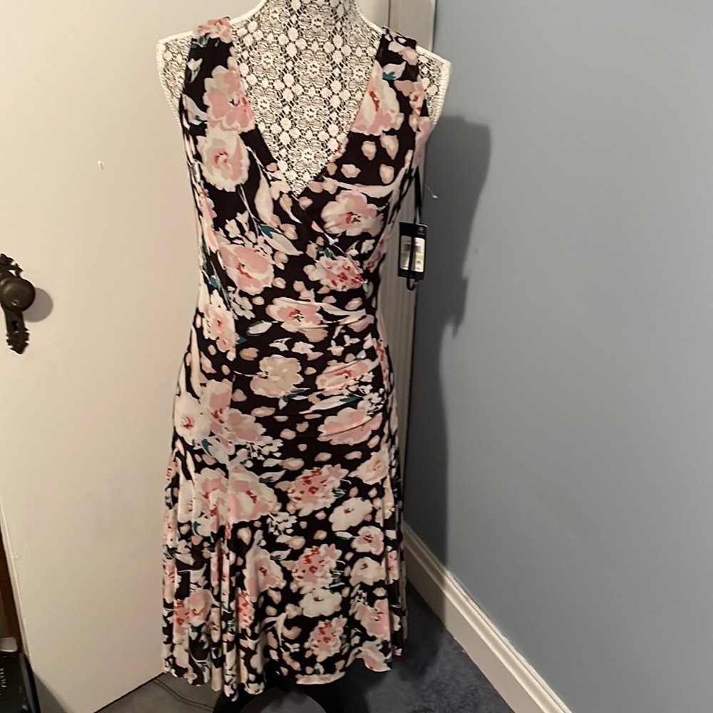 Tommy Hilfiger sleeveless dress size 4 NWT